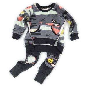 raglan sweatshirt and track pants outfit